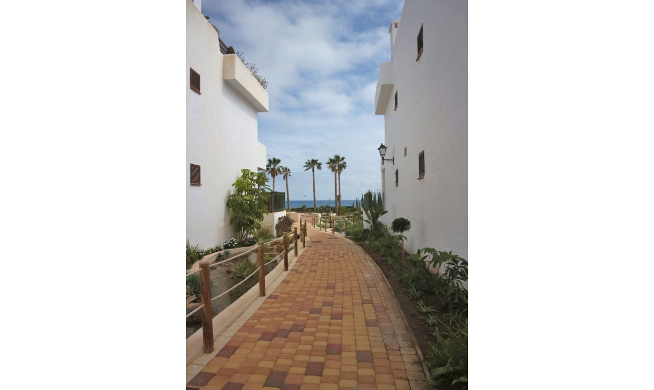 Herverkoop - Appartement / flat -
San Juan de los Terreros